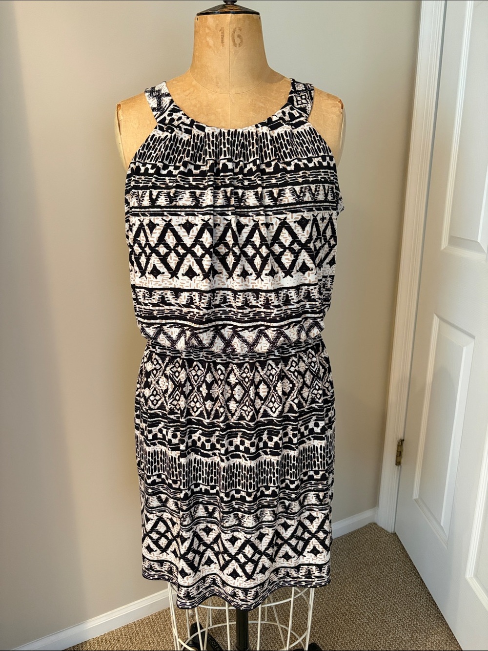 Donna Ricco Black and White Geometric Halter Mini Dress